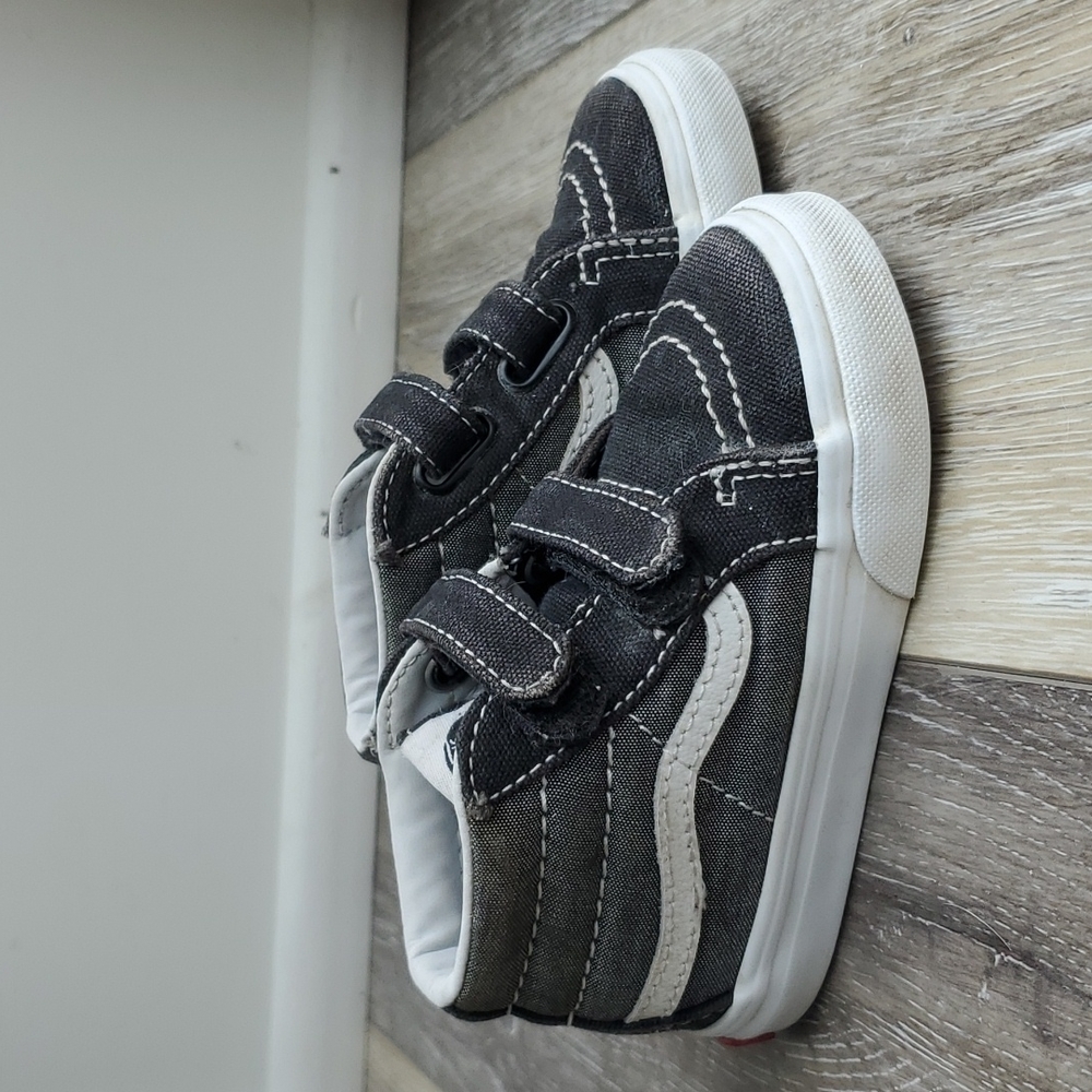 Toddler Hightop Vans Size 7